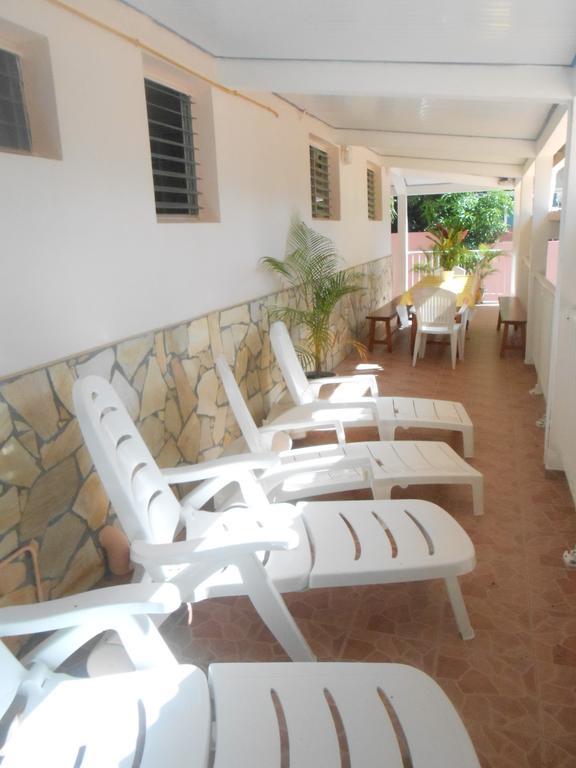 Chez Lucia Et Donatien Apartamento Les Anses-d'Arlets Exterior foto