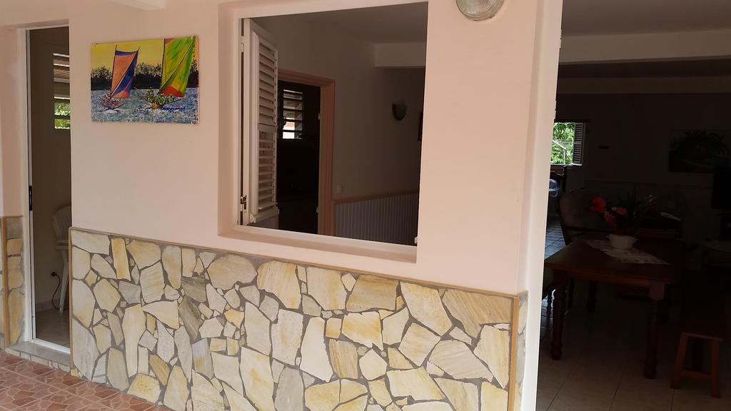 Chez Lucia Et Donatien Apartamento Les Anses-d'Arlets Exterior foto